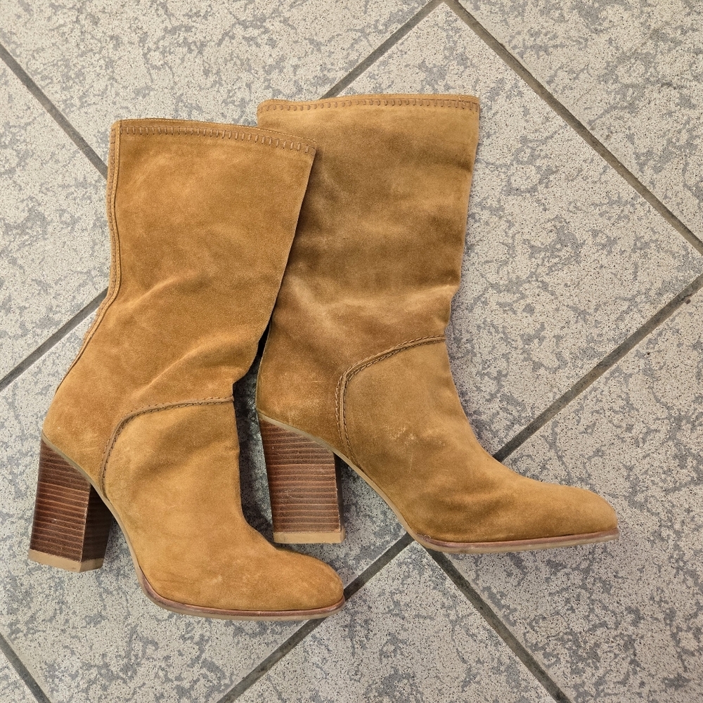 Camel Suede Stuart Weitzman boots Suze 9.5